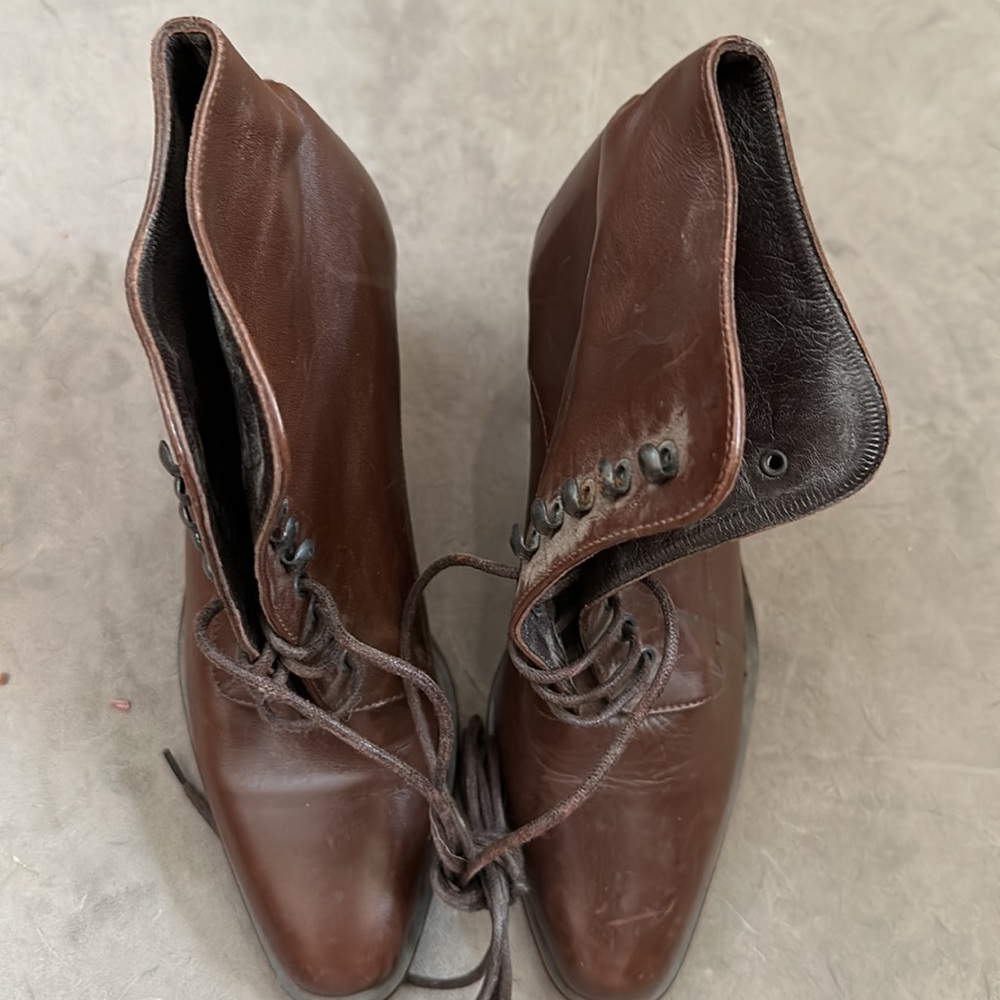 Joan Halpern booties in dark brown leather with lace ups - Picture 6 of 15